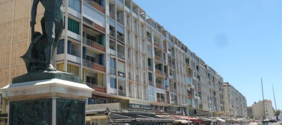 Квартира с 2 спальнями в Тулон, Франция № 350759 12