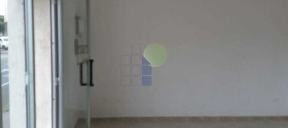 2غرفة مستودع في Livorno, Italy رقم 136682 3