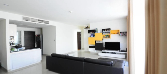 3 bedrooms Condo in Bangkok, Thailand No. 21619 4