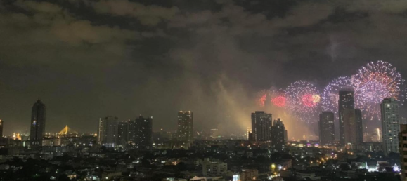 3 bedrooms Condo in Bangkok, Thailand No. 21619 8