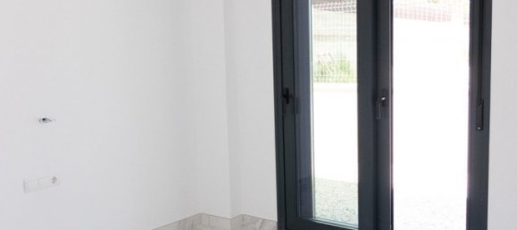 3 bedrooms House in Polop, Spain No. 12059 6