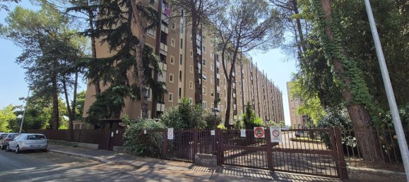 3 bedrooms Apartment in Rome, Italy No. 332027 2