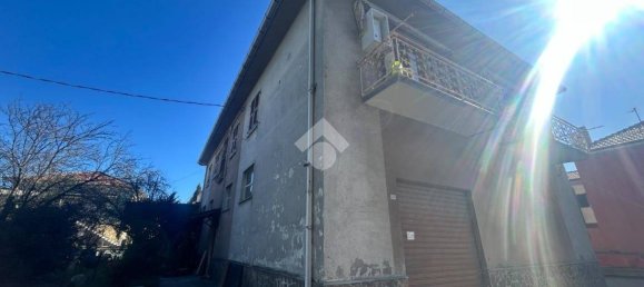 Коммерческая недвижимость с 4 комнатами в Аркола, Италия № 83269 15