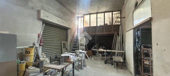 Коммерческая недвижимость с 4 комнатами в Аркола, Италия № 83269 11