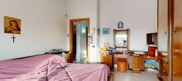 4 rooms Apartment in San Giorgio a Cremano, Italy No. 17732 18