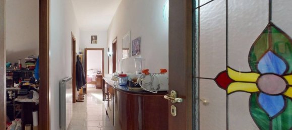 4 rooms Apartment in San Giorgio a Cremano, Italy No. 17732 19