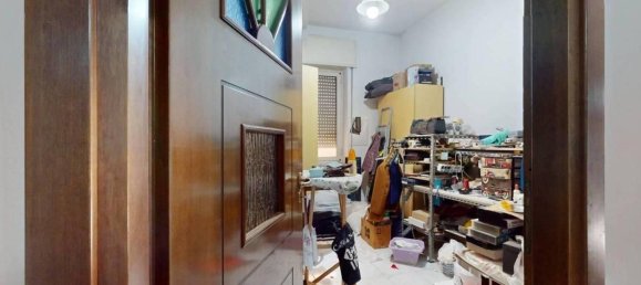 4 rooms Apartment in San Giorgio a Cremano, Italy No. 17732 13