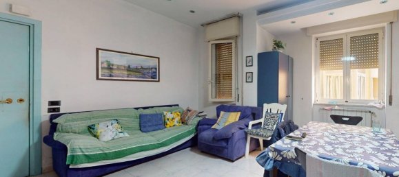 4 rooms Apartment in San Giorgio a Cremano, Italy No. 17732 8