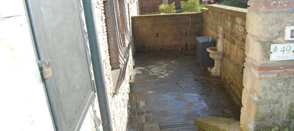 3 rooms Apartment in Sorano, Italy No. 256278 7