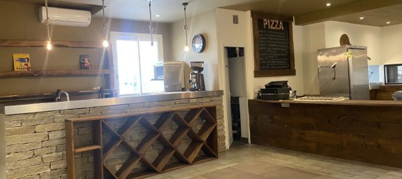 Edificio en Lucciana, France 480 m² No. 79831 3