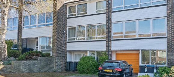 4 bedrooms House in London, United Kingdom No. 7706 19