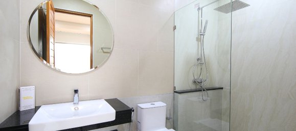 Casa de 3 dormitorios en Chalong, Thailand No. 8953 2