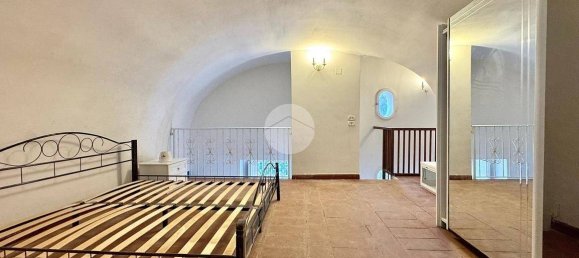 2 Schlafzimmer Wohnung in Naples, Italy, Nr. 375403 14