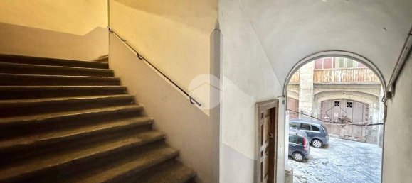 2 Schlafzimmer Wohnung in Naples, Italy, Nr. 375403 4