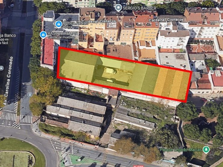 2284m² Commercial property in Badajoz, Spain No. 214908
