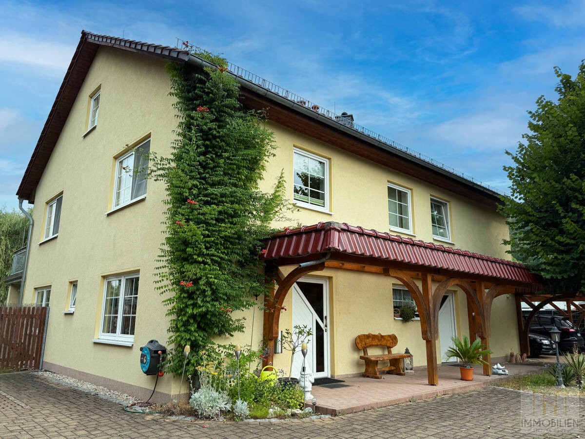 12 rooms Building in Saalfeld-Rudolstadt, Germany No. 127661