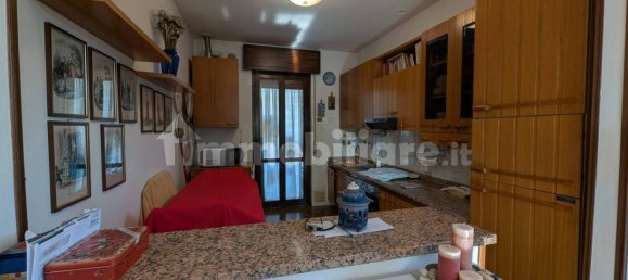 3 bedrooms Villa in Chiari, Italy No. 279669 8