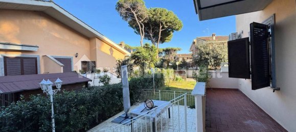 4 chambres Villa à Rome, Italy No. 76508 10