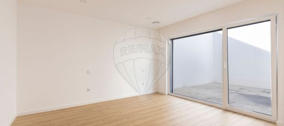 3 bedrooms House in Torres Vedras, Portugal No. 307087 3