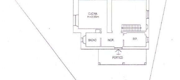 5 rooms House in Castelnuovo Magra, Italy No. 79925 3