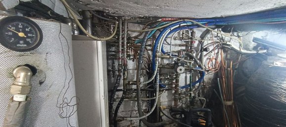 5 rooms House in Castelnuovo Magra, Italy No. 79925 17