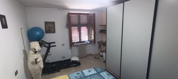 5 rooms House in Castelnuovo Magra, Italy No. 79925 11