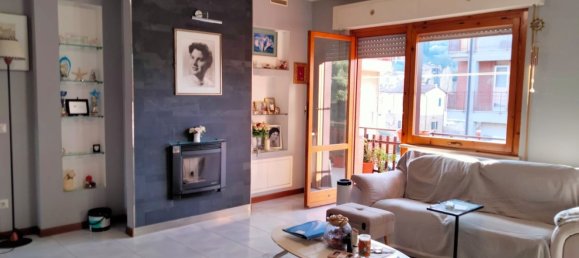 4-Zimmer Wohnung in Perugia, Italy, Nr. 199958 3