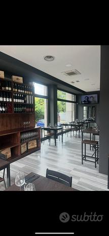  عقار تجاري في Milan, Italy 130متر مربع رقم 309788