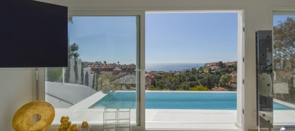 3 غرف نوم فيلا في Fuengirola, Spain رقم 45507 50