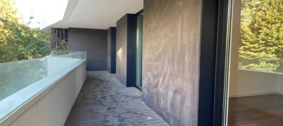 3 bedrooms Apartment in Porto, Portugal No. 132221 8