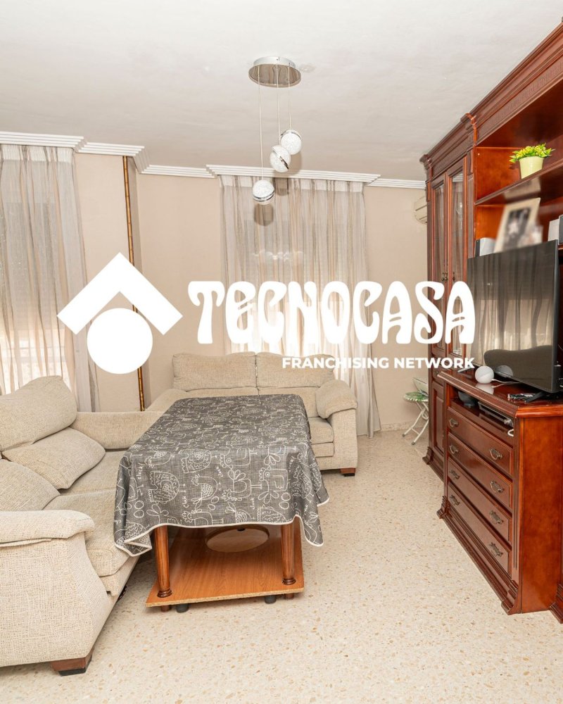 4 bedrooms Apartment in Linares, Spain No. 269668