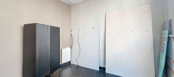 Edifício em Valenciennes, France 200 m² N.º 363040 2