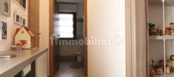 2 bedrooms Apartment in Legnano, Italy No. 319874 15