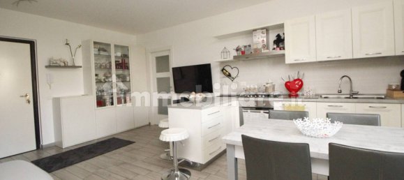 2 bedrooms Apartment in Legnano, Italy No. 319874 6
