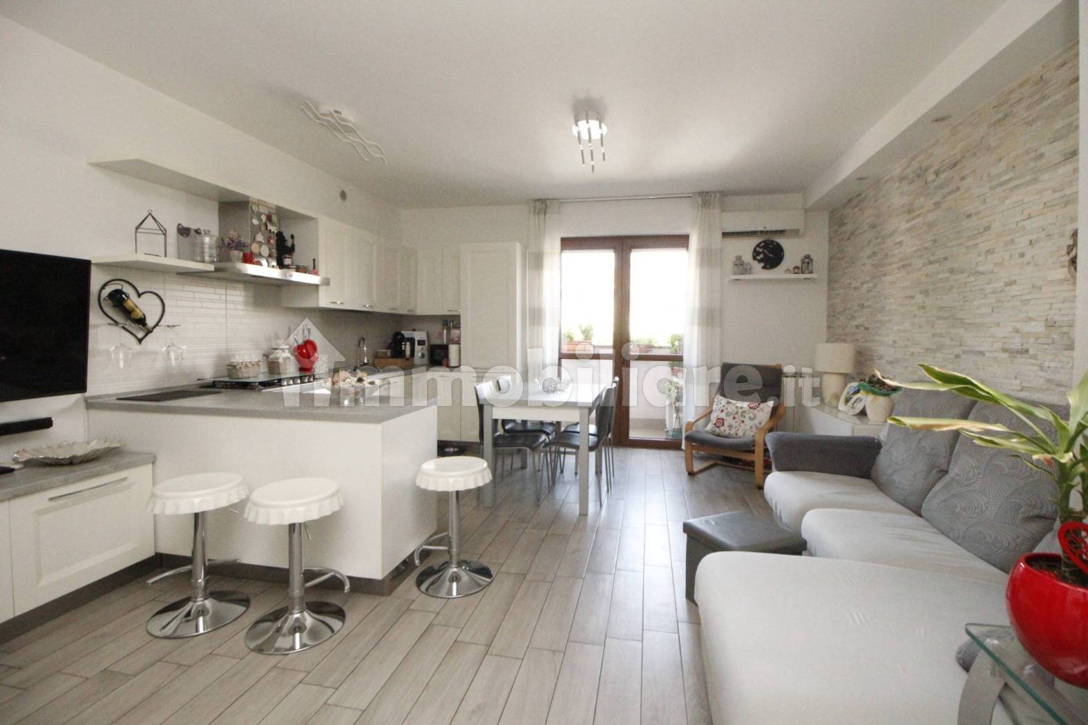 2 bedrooms Apartment in Legnano, Italy No. 319874