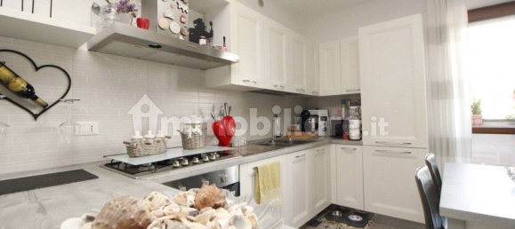 2 bedrooms Apartment in Legnano, Italy No. 319874 4