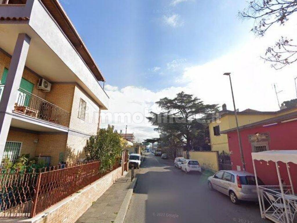 3 bedrooms Apartment in Rome, Italy No. 198216