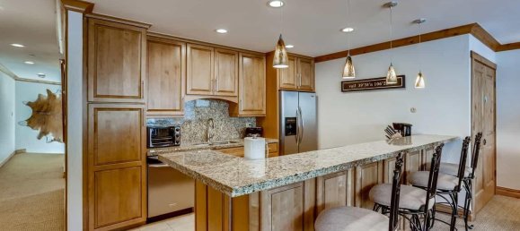 3 bedrooms Cafe / restaurant in Vail, USA No. 560299 10