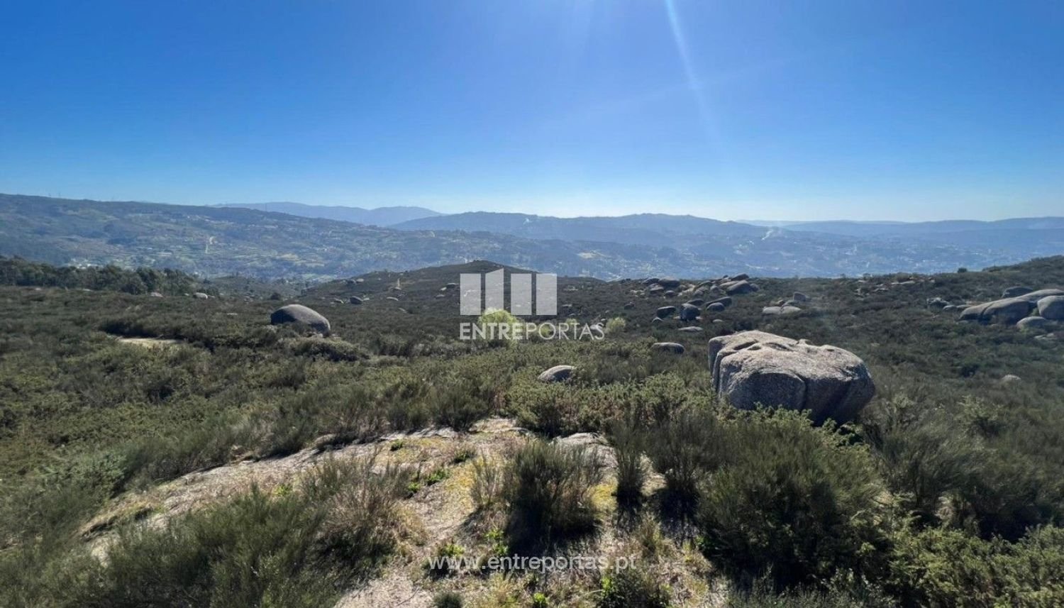 1160m² Land in Marco de Canaveses, Portugal No. 56143