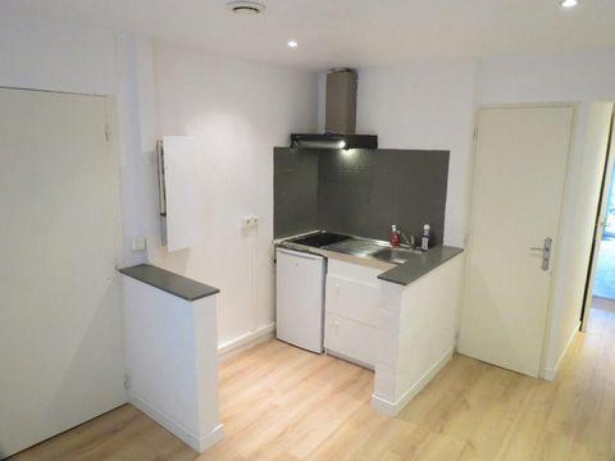 Studio in the Condo in Bordeaux, France No. 4685