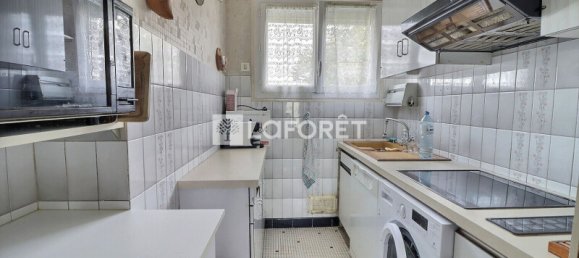 2 bedrooms Apartment in Rueil-Malmaison, France No. 177701 8