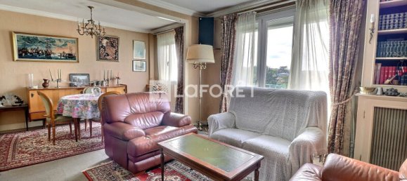 2 bedrooms Apartment in Rueil-Malmaison, France No. 177701 3