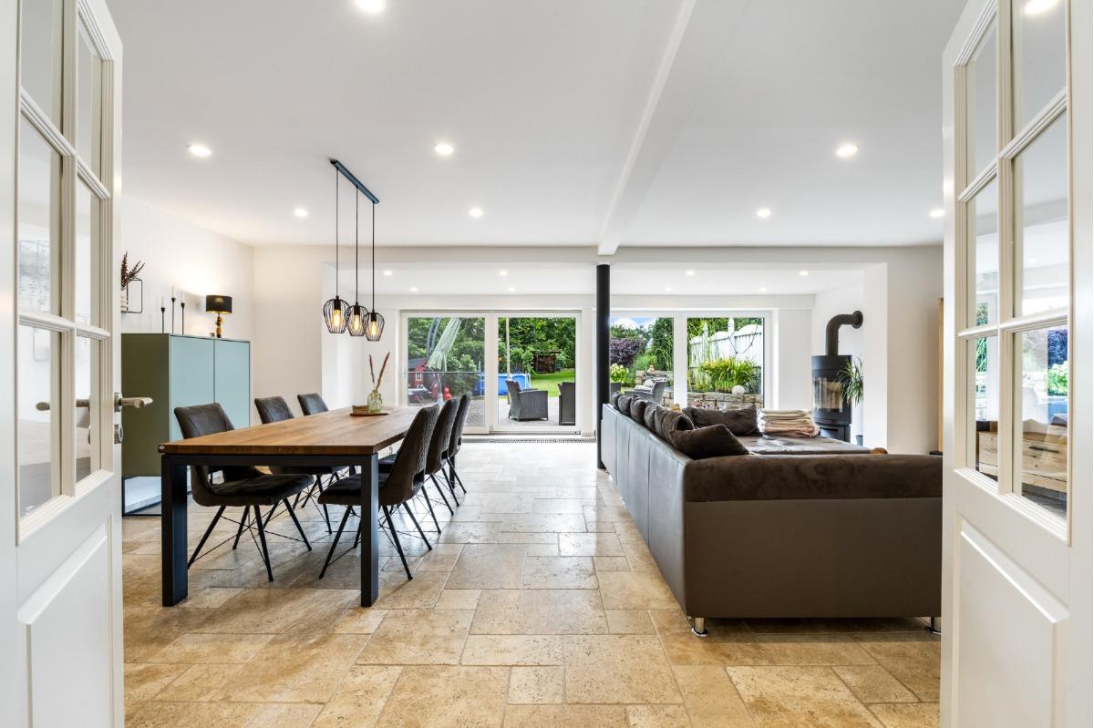 6-salle Maison de ville à Stormarn, Germany No. 342256