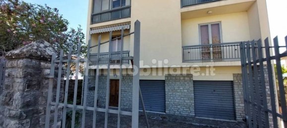 4 bedrooms Apartment in Poppi, Italy No. 209553 14