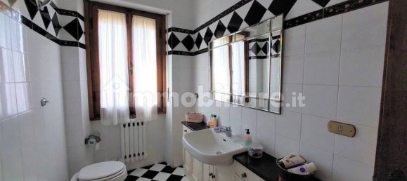 4 bedrooms Apartment in Poppi, Italy No. 209553 34