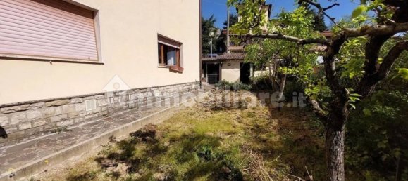 4 bedrooms Apartment in Poppi, Italy No. 209553 6