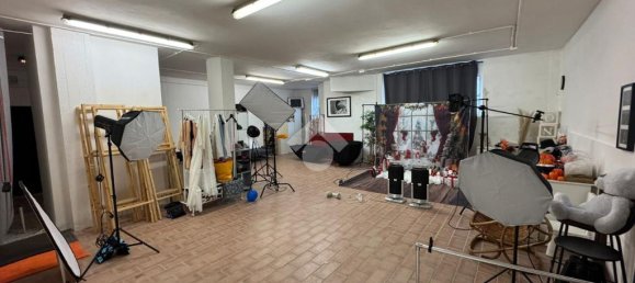 Armazém de 1 divisão em Scandicci, Italy N.º 52094 14