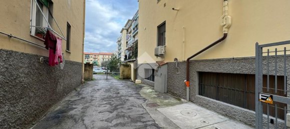 Armazém de 1 divisão em Scandicci, Italy N.º 52094 20