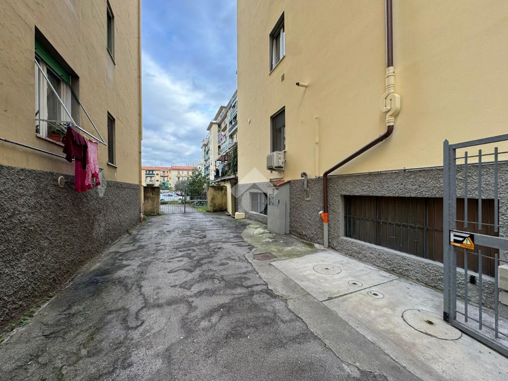 Armazém de 1 divisão em Scandicci, Italy N.º 52094