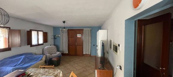 4 Schlafzimmer Villa in Modena, Italy, Nr. 128545 6